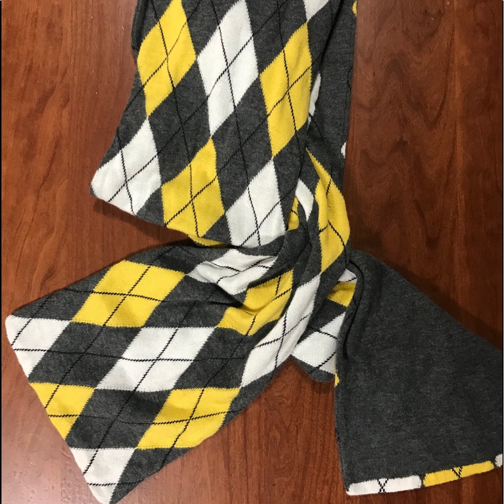 Lands end yellow and grey scarf